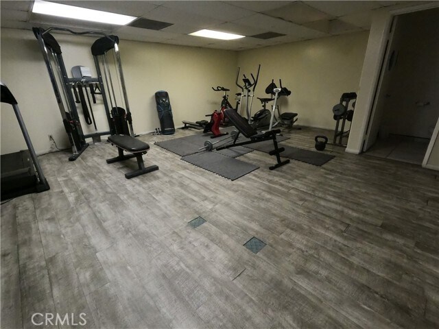 Building Photo - 5060 Kester Ave
