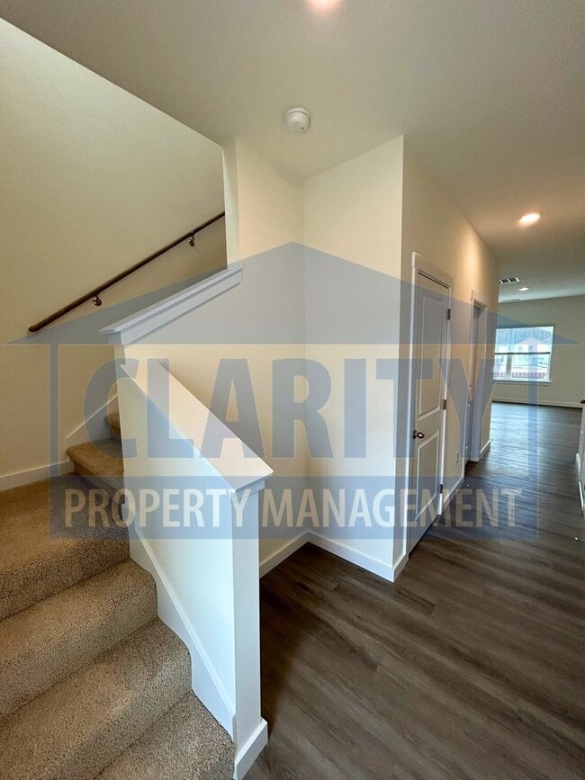 Building Photo - Newly built three bedroom townhome!