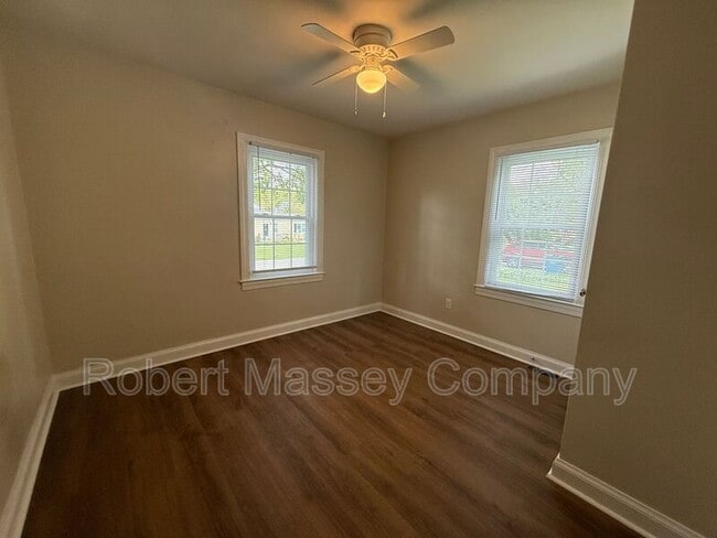 Building Photo - 11702 Kings Ln