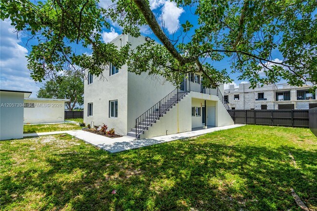 Building Photo - 21845 Goulds Ave