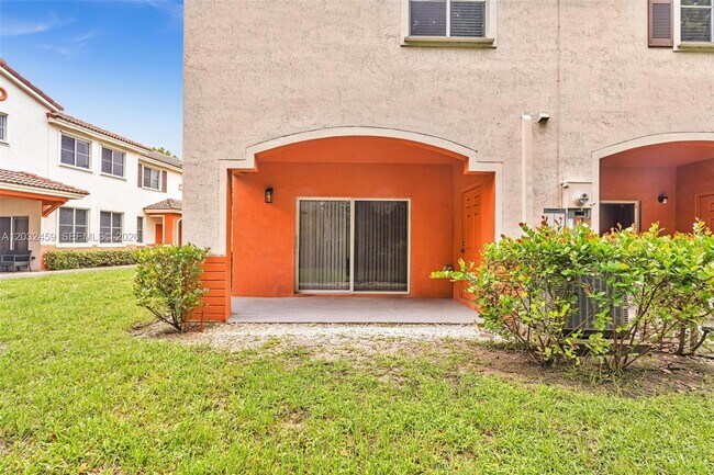 Building Photo - 17337 NW 7th Ave