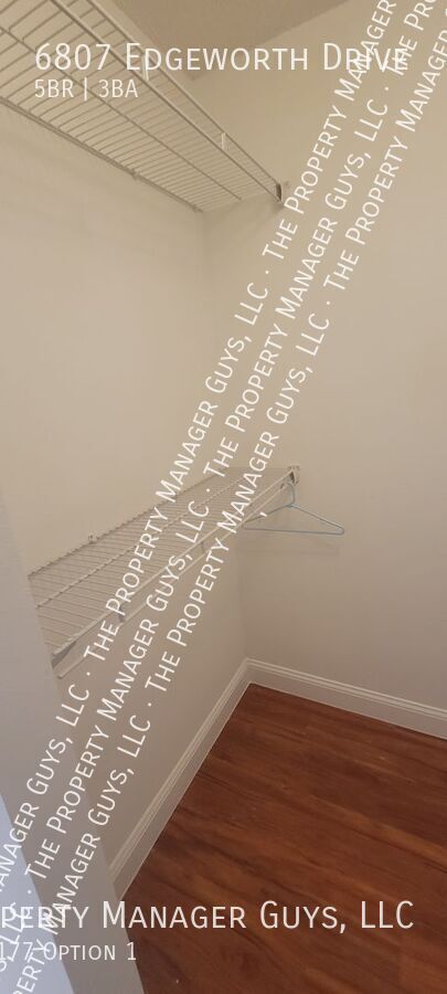 Building Photo - 6807 Edgeworth Dr