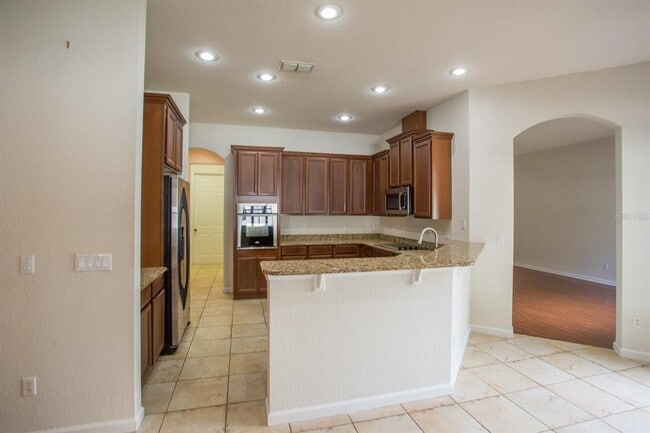 Building Photo - 3876 Shoreview Dr