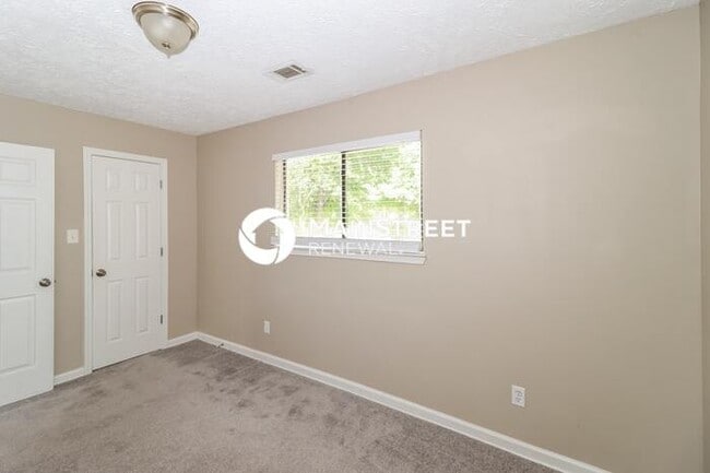 Building Photo - 3 Bedroom Pet-Friendly Home in Memphis, TN...