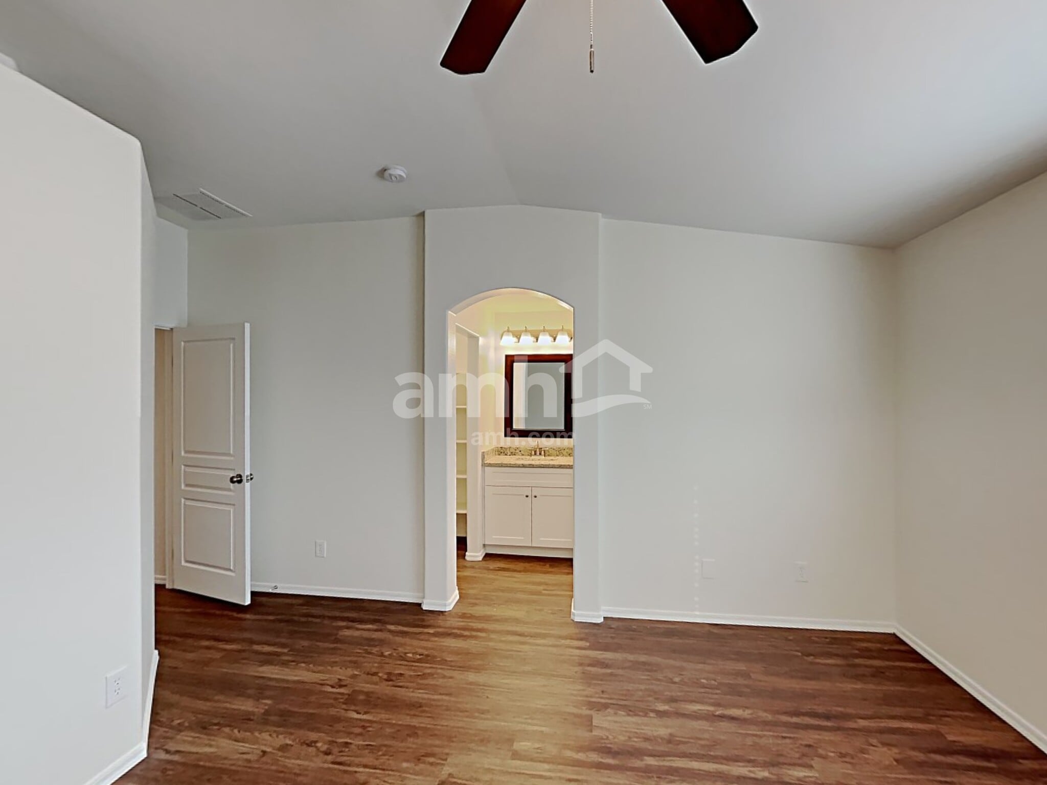 Building Photo - 2717 E Dust Devil Dr