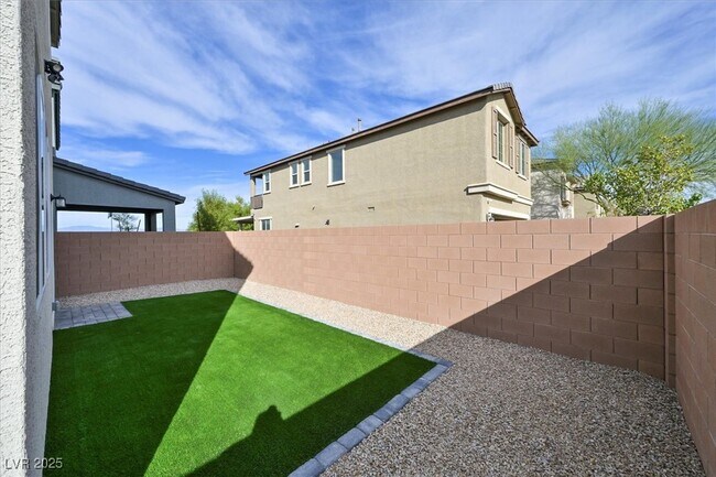 Building Photo - 8112 Rockflower St