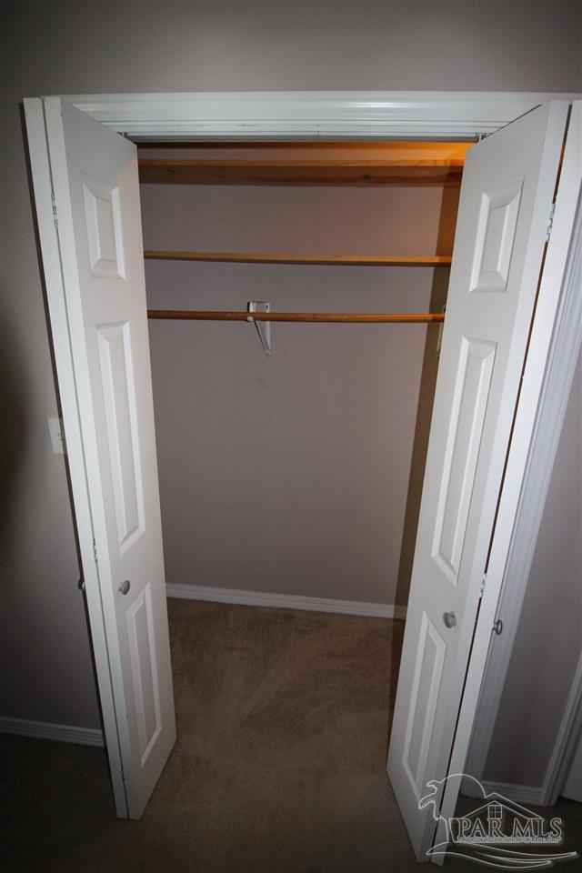 Building Photo - 672 S 72nd Ave