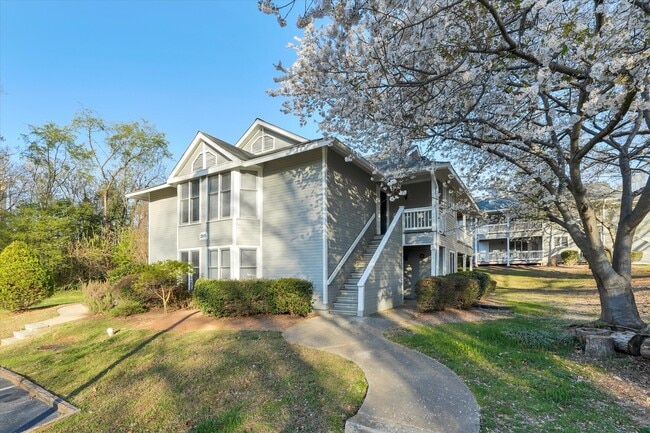 Building Photo - 2811 Edridge Ct