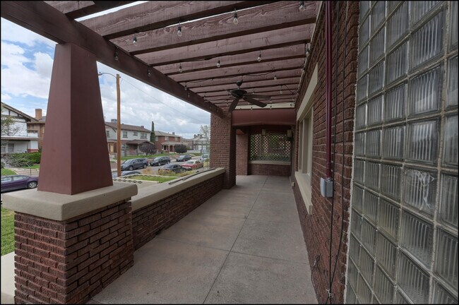 Building Photo - 1420 Hawthorne St