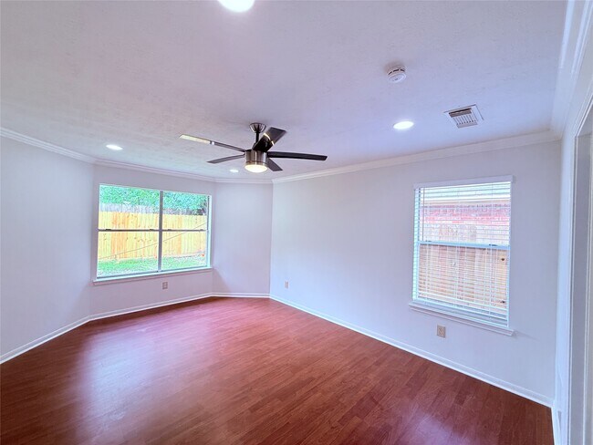 Building Photo - 13407 Carruth Ln