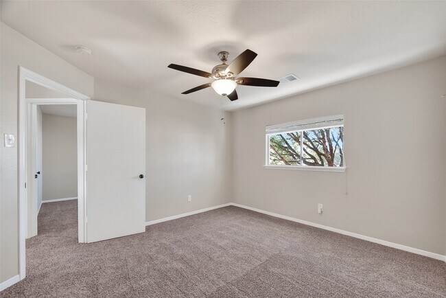 Building Photo - 5118 Cherry Blossom Dr