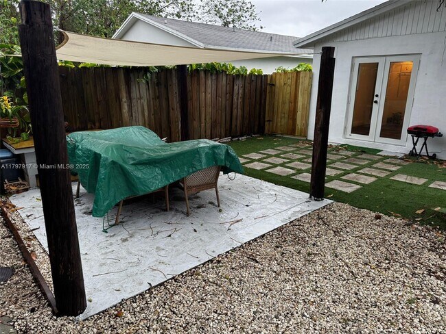 Primary Photo - 2038 SW 57th Ct