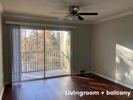Building Photo - 4200 Summer Landing Dr