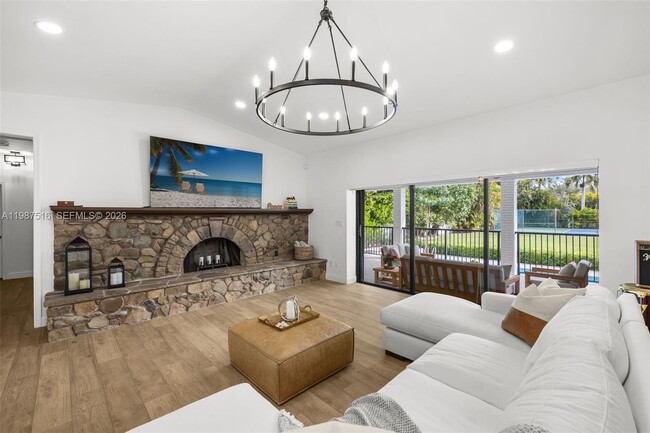 Building Photo - 14615 SW 77th Ct