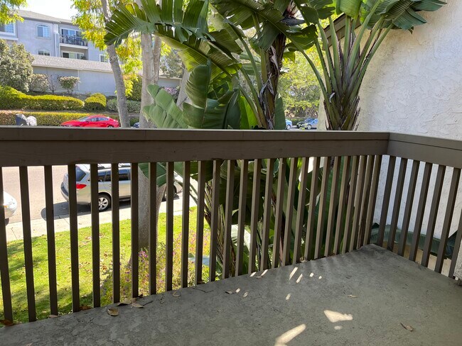 Building Photo - 8604 Via Mallorca