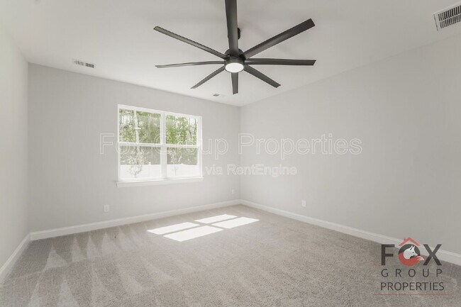 Building Photo - 150 Cotton Fld Dr