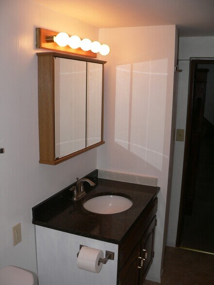 Bathroom - 204 W Cedar St