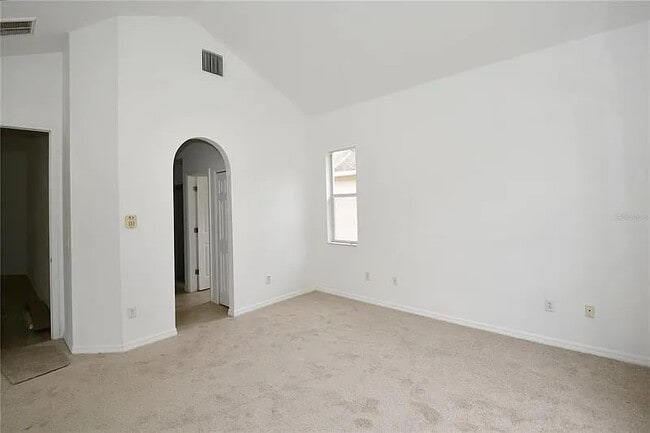 Bstr Bdrm - 30741 Pumpkin Ridge Dr