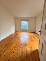 Building Photo - 16 Sibley Ave