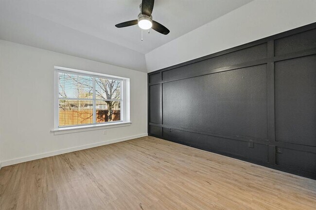 Building Photo - 2738 Winding Brook Dr