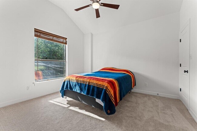 Building Photo - 14000 Saskatchewan Dr