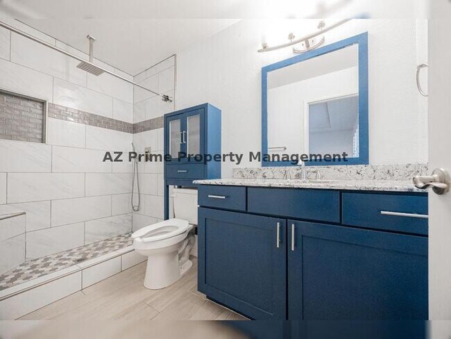 Building Photo - 17601 N 18th Dr