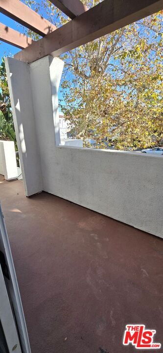 Building Photo - 1031 N Crescent Heights Blvd