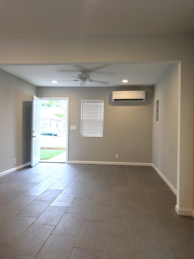 Building Photo - 162nd Duplex