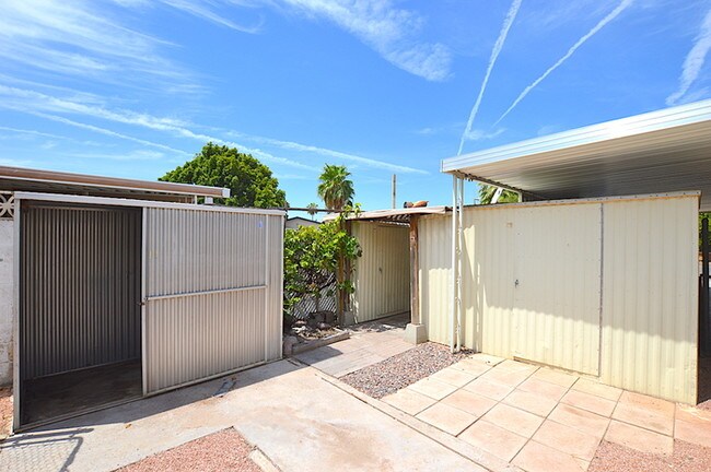 Building Photo - Scottsdale Mobile Estates!