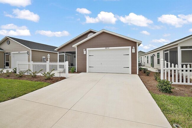 Building Photo - 3814 Zentko St