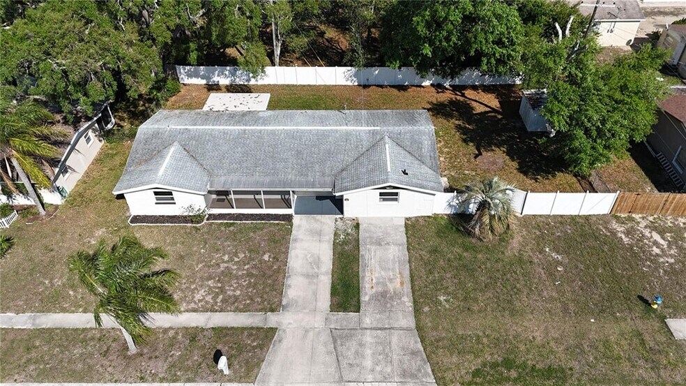 Building Photo - 1808 Harpoon Dr
