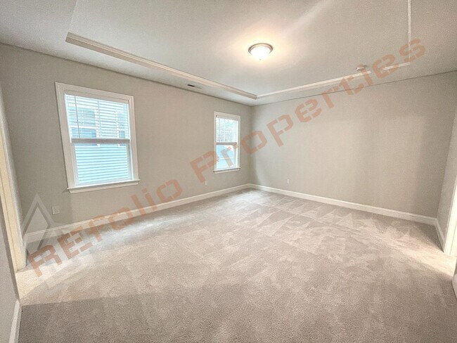 Building Photo - Bright & Airy 4Bedroom/3Bathroom Home with First-Floor Guest Suite + High-Speed Internet — Edge o...