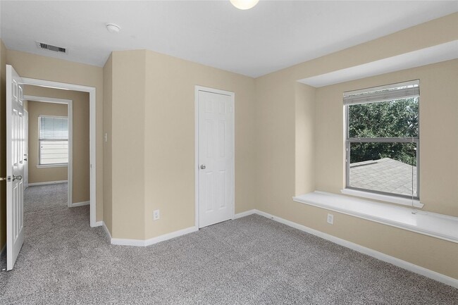 Building Photo - 18743 Westgate Park Dr