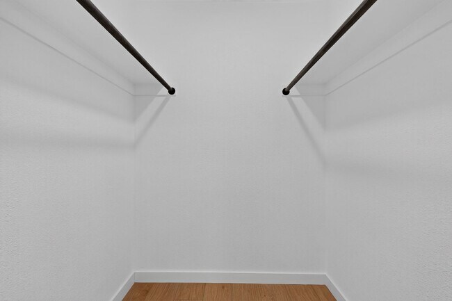 Building Photo - 243 Woodhurst Dr
