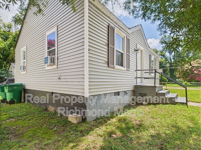 Building Photo - 131 Slagle Ave