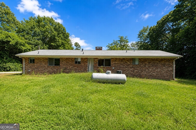 Building Photo - 3605 Flat Shoals Rd