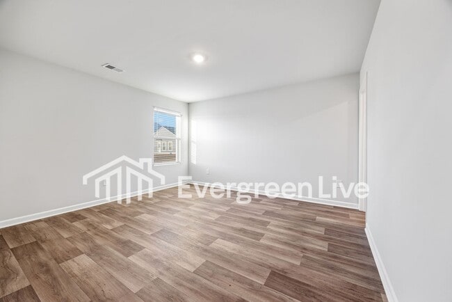 Building Photo - 1708 King Oaks Lp