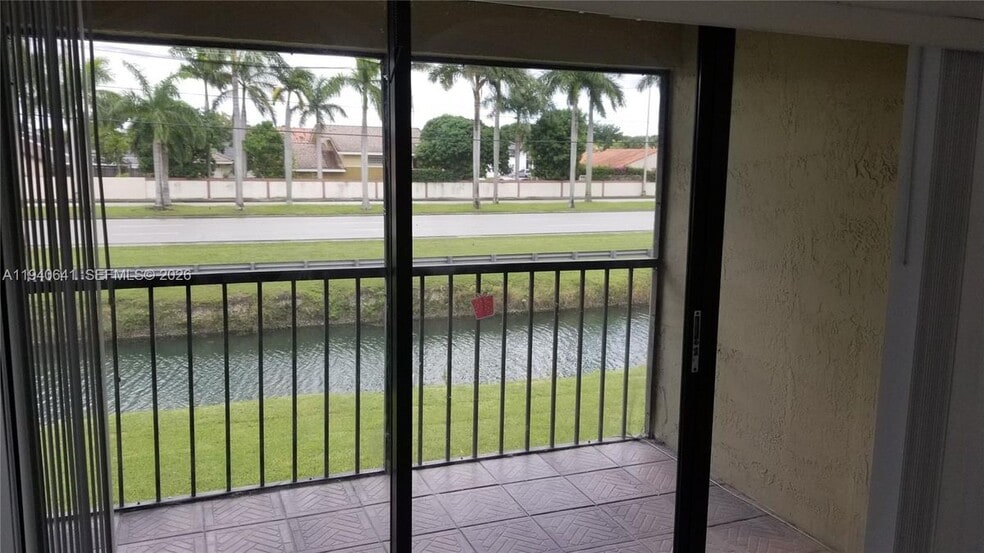 Building Photo - 9723 SW 138th Ave