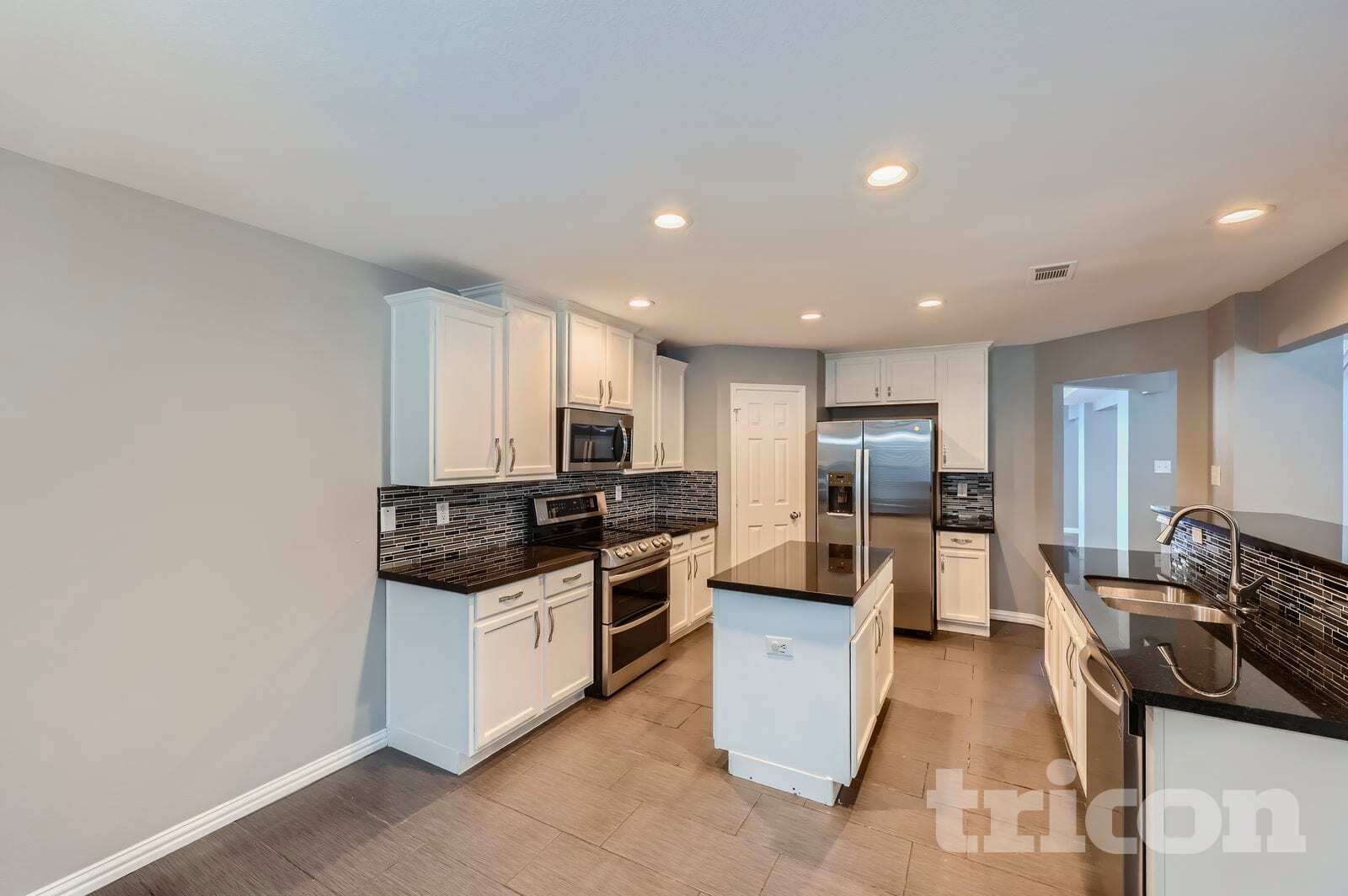 Building Photo - 513 Tripp Tr