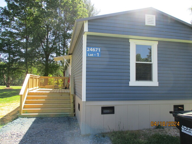 Primary Photo - 24671 Ridgecrest Rd