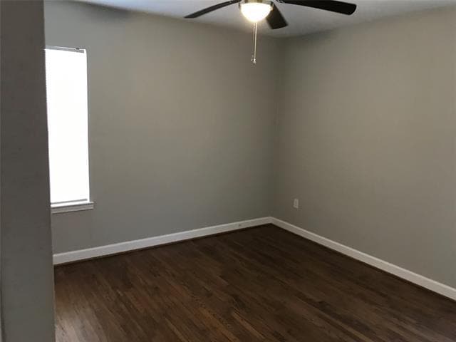 Building Photo - 512 Freeman Dr