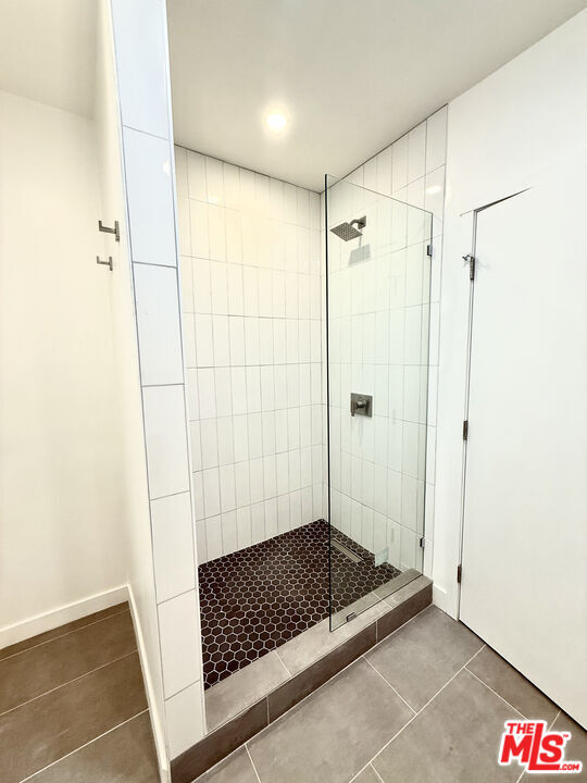 Building Photo - 1246 N Formosa Ave