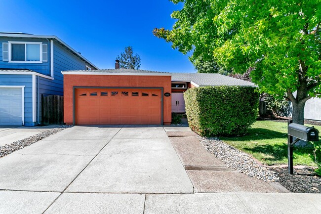 Building Photo - 14965 Dark Star Ct