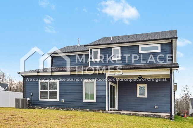 Building Photo - 521 Kingwood Ln