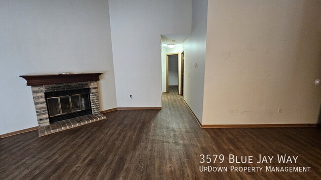 Building Photo - 3579 Blue Jay Way