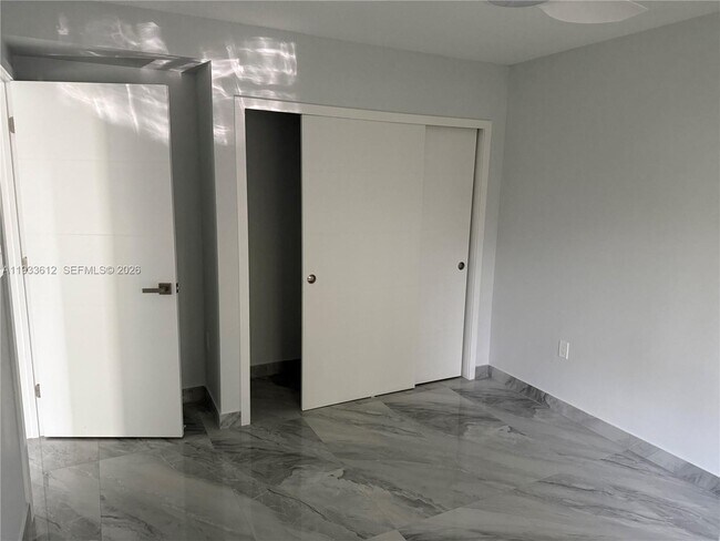 Building Photo - 166 NE 70th St