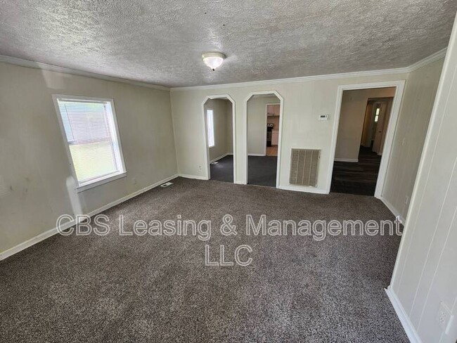 Building Photo - 803 27th Ave