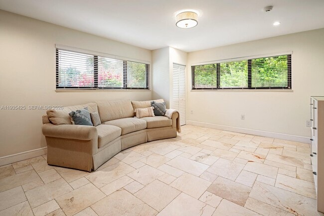 Building Photo - 9890 SW 138th St