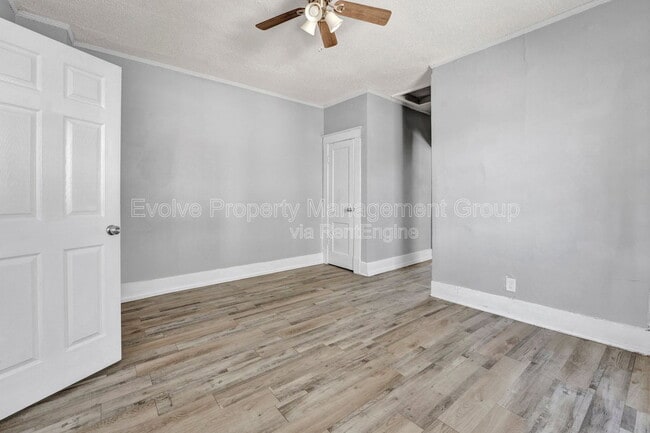 Building Photo - 964 Joseph Pl