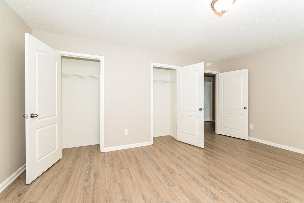 Building Photo - 215 Greenland Dr